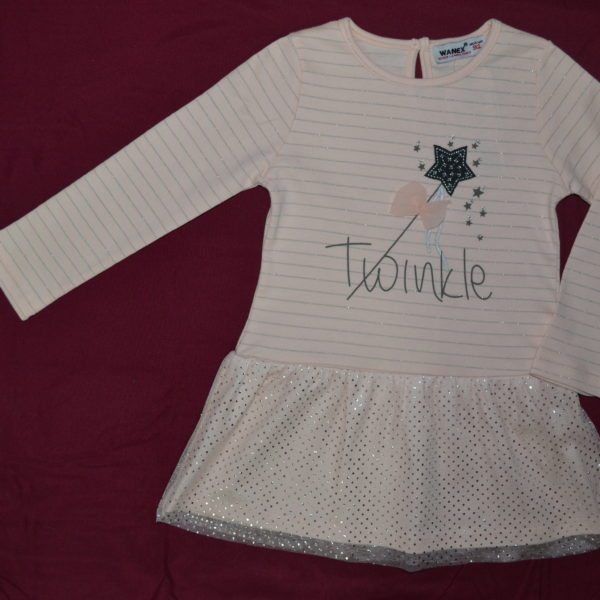 Плаття з фатіном